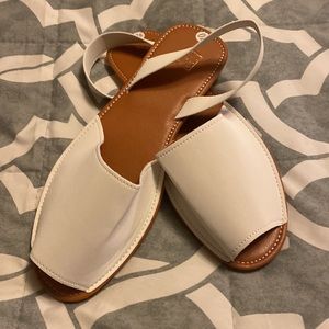 White spring peep toe sandal!